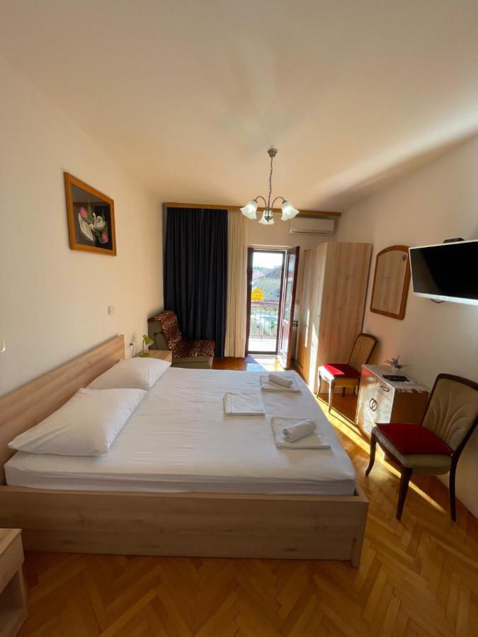 Apartmani Dragica Makarska Bagian luar foto